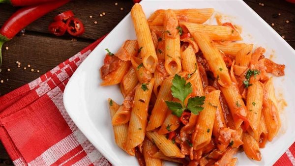 طريقة عمل مكرونة فرن شتوى بصوص الحمص والكارى