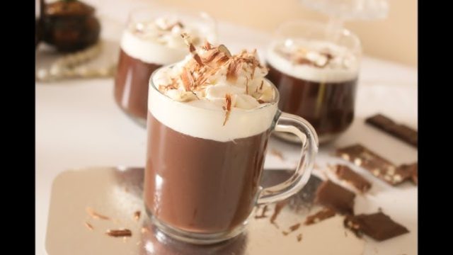 طريقة عمل هوت شوكليت بالكاكاو