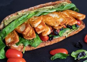 طريقة عمل ساندوتش بطاطس مهروسة بالزعتر وجبنة حلومى