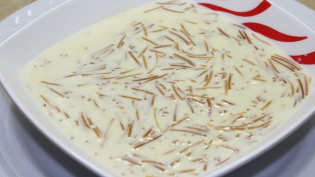 طريقة عمل شعيرية باللبن والسكر