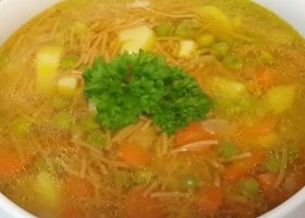 طريقة عمل شوربة الفاصوليا البيضاء بالريحان والليمون