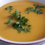 طريقة عمل شوربة البطاطا الحلوة بالزنجبيل والبرتقال