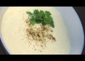 طريقة عمل كريمة القرنبيط المحمص بالثوم الاسود