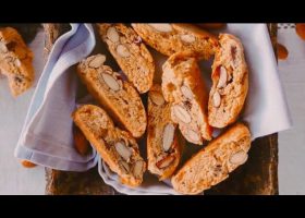 طريقة عمل بسكويت الصنوبر الشهي