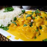 طريقة عمل رز بالكركم وجوز الهند مع دجاج كارى خفيف