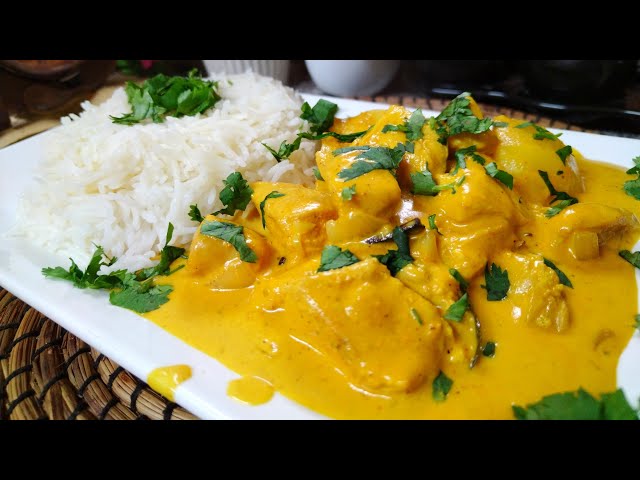 طريقة عمل رز بالكركم وجوز الهند مع دجاج كارى خفيف