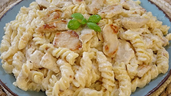 طريقة عمل باستا بالزبادى اليونانى والريحان المحمص