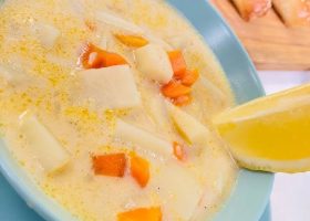 طريقة عمل شوربة بطاطس بالفانيليا