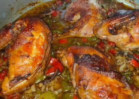 طريقة عمل طاجن فراخ بالقرفة والخل