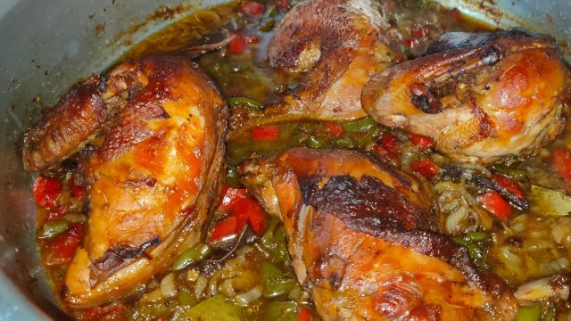 طريقة عمل طاجن فراخ بالقرفة والخل