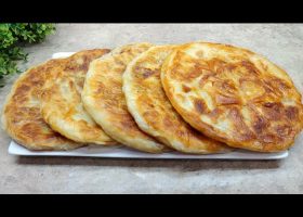 طريقة عمل فطير حادق محشي مربى بصل