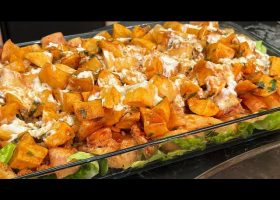 طريقة عمل فتة بطاطس بصوص خل العسل