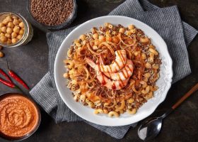 طريقة عمل كشرى وايت صوص بالكريمة والجمبري المقرمش