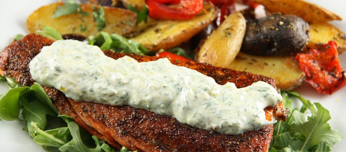 طريقة عمل سمك الضباب الكريمى بصوص النعناع الأسود