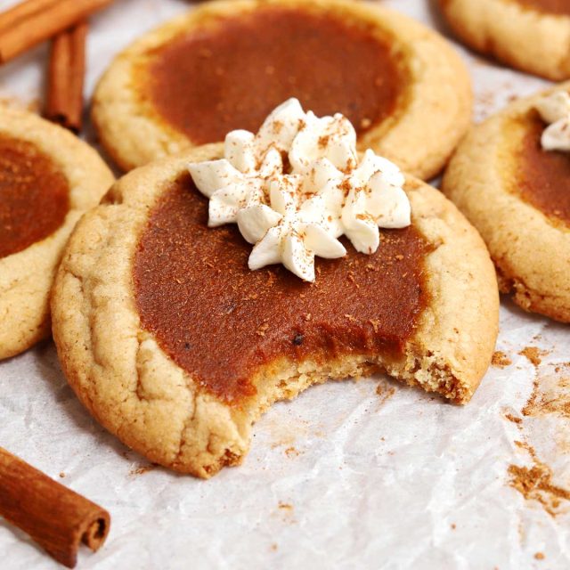 طريقة عمل كوكيز اليقطين بالقرفة والزنجبيل