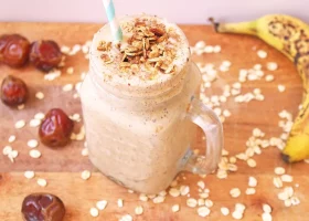 طريقة عمل عصير الشوفان بالموز والحليب للسحور