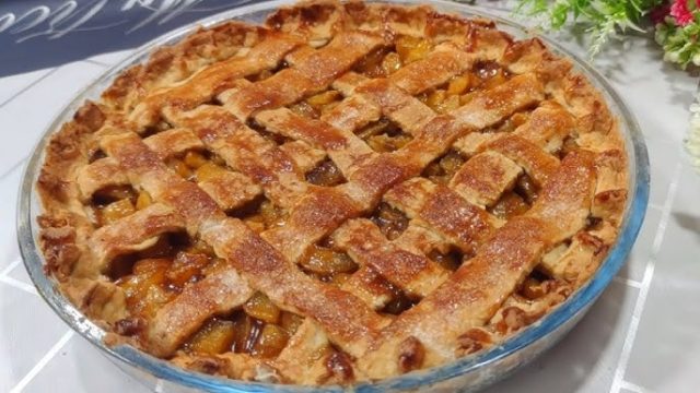 طريقة عمل فطيرة الشوفان بالعسل والزنجبيل المحشوة بالتفاح