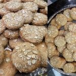 طريقة عمل بسكويت الشوفان المحشى بكريمة التمر واللوز المحمص