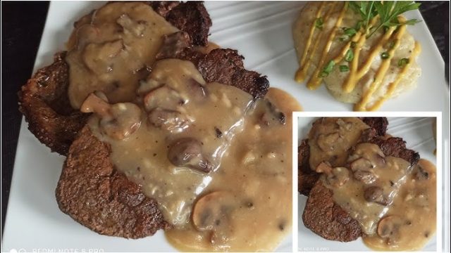 طريقة عمل بفتيك صوص المشروم المدخن مع بطاطس هاش براون