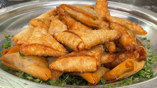 طريقة عمل سمبوسك بحشوة بطاطس مهروسة وكبدة اسكندرانى