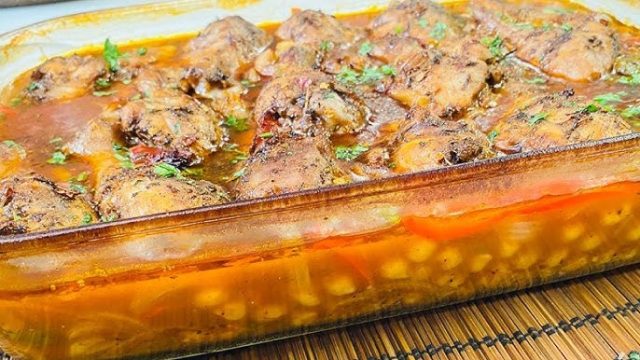 طريقة عمل طاجن حمص بالكريمة والفراخ البانيه المقرمشة