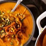 طريقة عمل شوربة البطاطا بالبرتقال والعسل الابيض