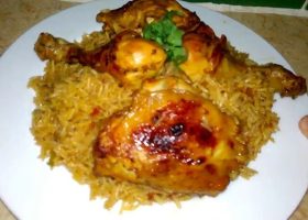 طريقة عمل كبسة فراخ بالأناناس وجوز الهند