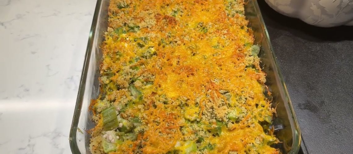 طريقة عمل طاجن بامية مدخنة بالكريمة والجبنة الرومى