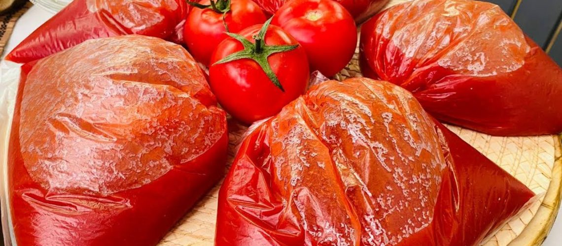 طريقة عمل صلصة الطماطم والفلفل الحلو