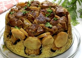 طريقة عمل مقلوبة بالبطاطا الحلوة والقرفة بدل الباذنجان