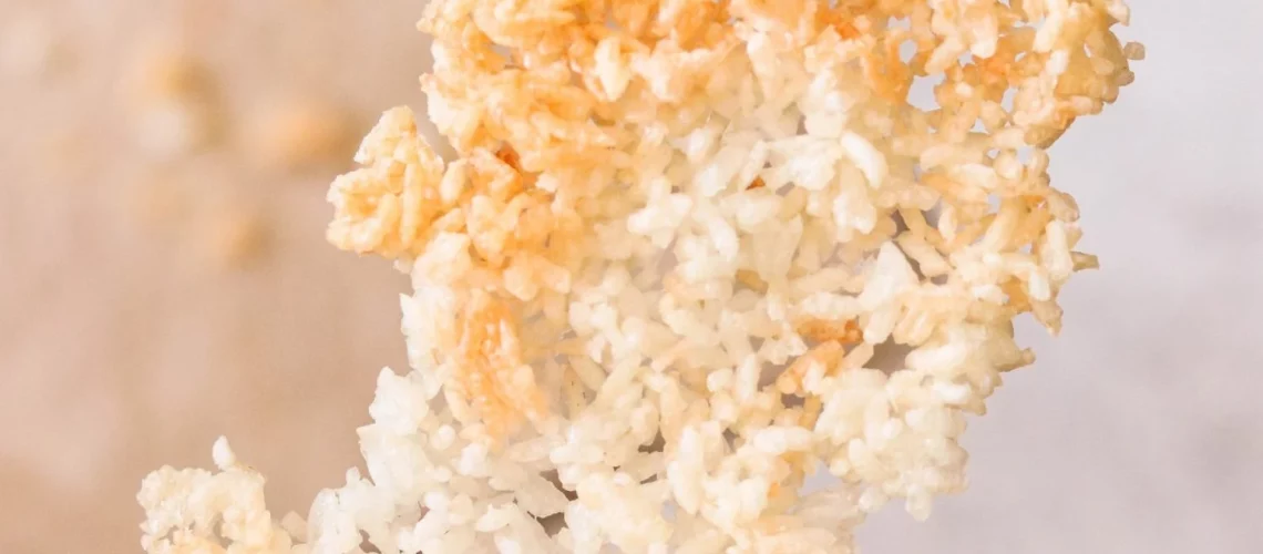 طريقة عمل رز بالفشار المتحمص وصوص الليمون الاسود