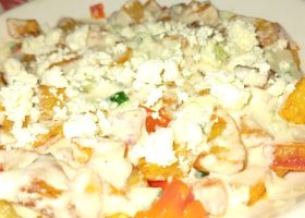 طريقة عمل فته بطاطس كريسبى بصوص طحينة مانجا