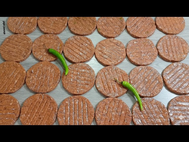 طريقة عمل برجر العدس والكينوا مع سلطة زبادى بالنعناع