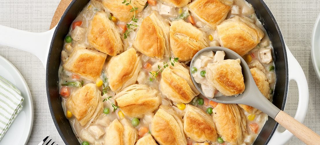 طريقة عمل الدجاج بالبسكويت المالح