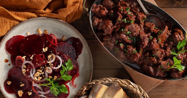 طريقة عمل كبدة الدجاج بالشمندر