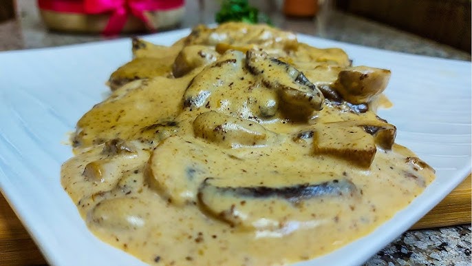 طريقة عمل اللحمة بالصوص الأبيض