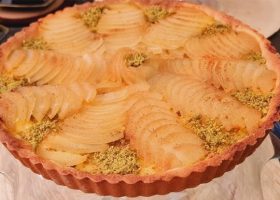 طريقة عمل الكمثرى بالجوز والريكوتا