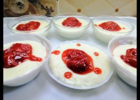 طريقة عمل ارز بلبن بالافندر وصوص الفراولة الحارة