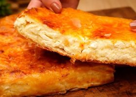 طريقة عمل فطيرة الجبن بالأعشاب في الفرن