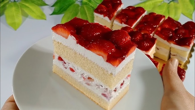 طريقة عمل حلى كاسات بالفراولة والكريمة