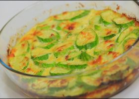 طريقة عمل صينية كوسة بالكفتة والبطاطس بصوص الكريمة