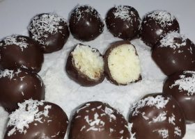 طريقة عمل حلا جوز الهند بالشوكولاتة