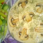 طريقة عمل شوربة الفطر بالحليب والزبدة