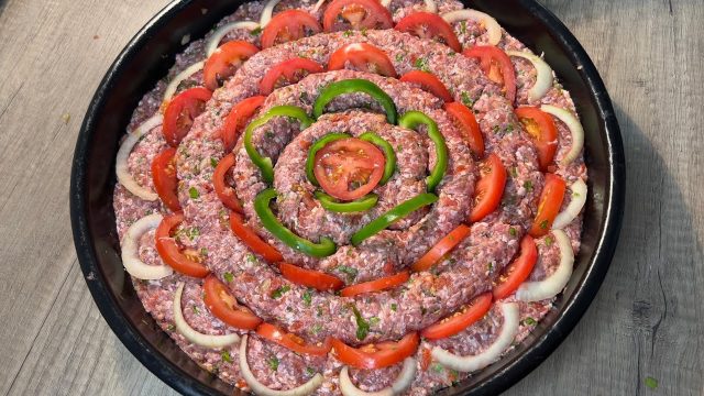 طريقة عمل اللحمة بالصينية على الطريقة السورية
