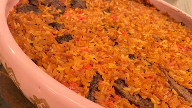 طريقة عمل طاجن لسان عصفور باللحم