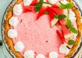 طريقة عمل تارت البطيخ والكريمة الخفيفة