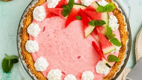 طريقة عمل تارت البطيخ والكريمة الخفيفة
