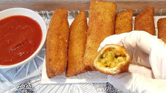 طريقة عمل رولز التوست بالجبنة والعنب والزعتر