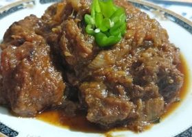 طريقة عمل كباب حلة بصوص البرتقال والزعتر
