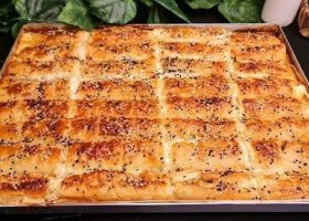 طريقة عمل البوريك التركي بحشوة الجبنة